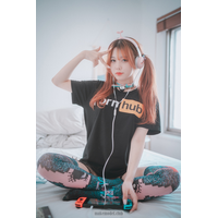 DJAWA_Zia-Porn Hub Girl (Black ver)_52-6CNjHhJA.jpg